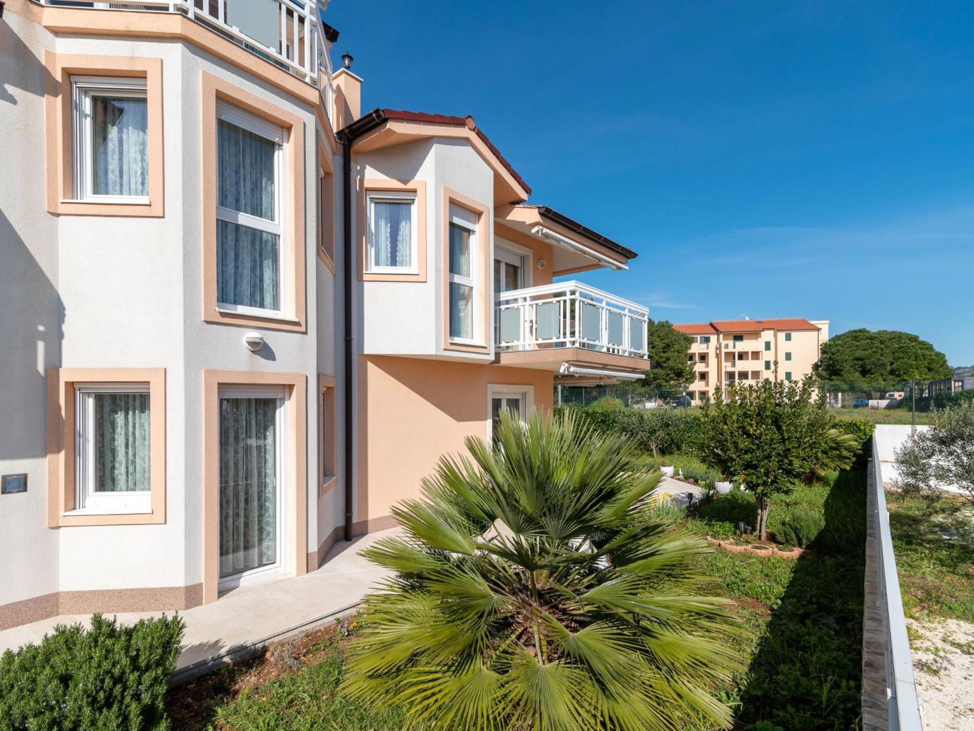 Apartment Villa Nikaroni-1 By Interhome Trogir Luaran gambar